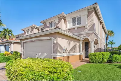 2425 Laurentina Ln, Cape Coral, FL 33909 - Photo 2