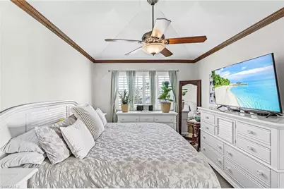 2425 Laurentina Ln, Cape Coral, FL 33909 - Photo 14
