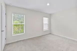 15377 Wildflower Cir, Naples, FL 34119 - Photo 8