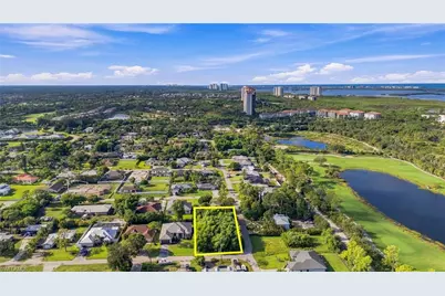4665 Santiago Ln, Bonita Springs, FL 34134 - Photo 10