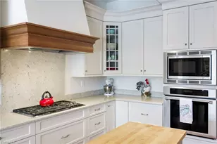 4127 Belair Ln, Naples, FL 34103 - Photo 16
