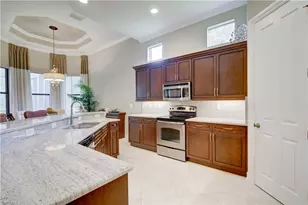 8677 Mercado Ct, Fort Myers, FL 33912 - Photo 10
