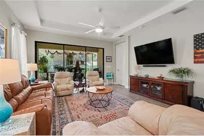 8004 Calle Canovas Ct, Naples, FL 34114 - Photo 6