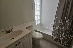 4256 Montalvo Ct, Naples, FL 34109 - Photo 14
