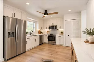 191 4th St NE, Naples, FL 34120 - Photo 4