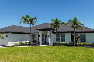 19 NW 13th Pl, Cape Coral, FL 33993 - Photo 2