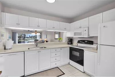 3675 Amberly Cir #C207, Naples, FL 34112 - Photo 14