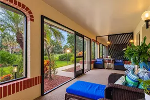 2017 Pine Isle Ln, Naples, FL 34112 - Photo 4