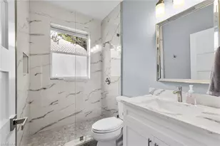 1511 Whispering Oaks Cir, Naples, FL 34110 - Photo 16