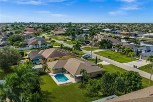 3007 SW 26th Ct, Cape Coral, FL 33914 - Photo 4