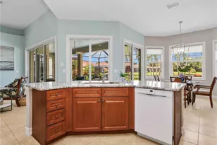 6097 Dogleg Dr, Naples, FL 34113 - Photo 14