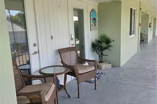 466 12th Ave S, Naples, FL 34102 - Photo 1