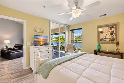 367 Dover Pl #1002, Naples, FL 34104 - Photo 14