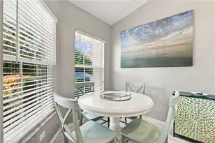 367 Dover Pl, Naples, FL 34104 - Photo 12