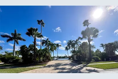 4669 Southern Breeze Dr, Naples, FL 34114 - Photo 1