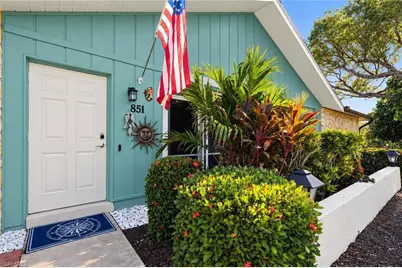 851 Palm View Dr, Naples, FL 34110 - Photo 12