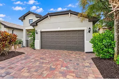 7670 Jacaranda Ln, Naples, FL 34114 - Photo 6