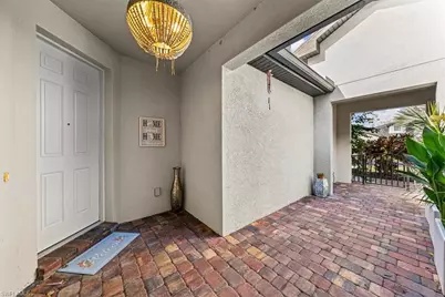 7670 Jacaranda Ln, Naples, FL 34114 - Photo 8