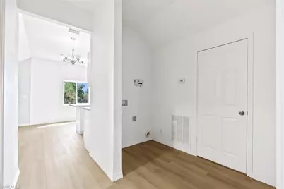 5500 29th Pl SW, Naples, FL 34116 - Photo 32
