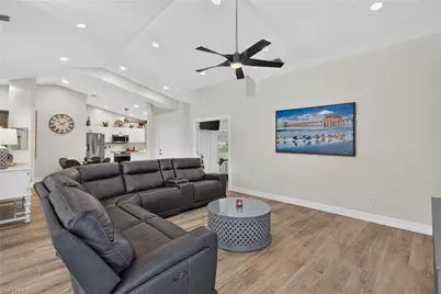 11055 Longshore Way W, Naples, FL 34119 - Photo 4
