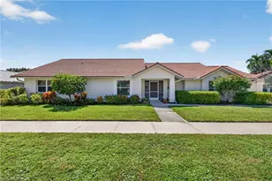 11055 Longshore Way W, Naples, FL 34119 - Photo 2