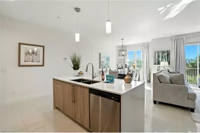 15901 Royal Pointe Ln #301, Fort Myers, FL 33908 - Photo 12