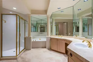 157 Colonade Cir, Naples, FL 34103 - Photo 6