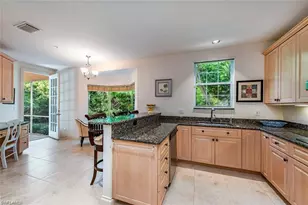 157 Colonade Cir, Naples, FL 34103 - Photo 4