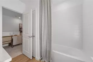 27814 Solis Grande Dr, Bonita Springs, FL 34135 - Photo 6