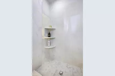 250 Robin Hood Cir #201, Naples, FL 34104 - Photo 28