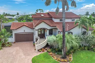 27109 Holly Ln, Bonita Springs, FL 34135 - Photo 28