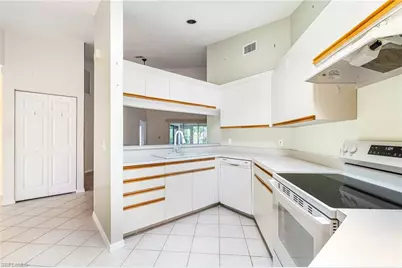 21695 Sungate Ct, Estero, FL 33928 - Photo 6