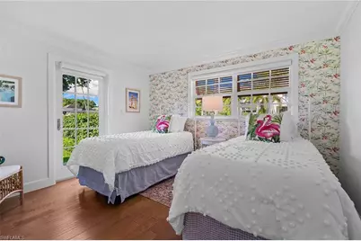 444 3rd St N, Naples, FL 34102 - Photo 18
