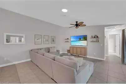 6353 Royal Woods Dr, Fort Myers, FL 33908 - Photo 4