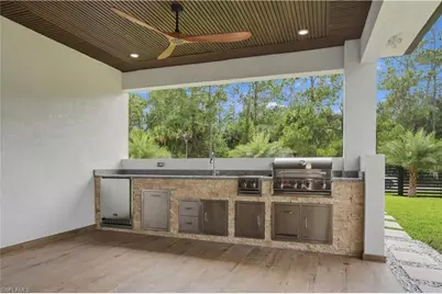 98 10th St NE, Naples, FL 34120 - Photo 38