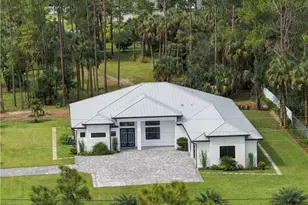 98 10th St NE, Naples, FL 34120 - Photo 44