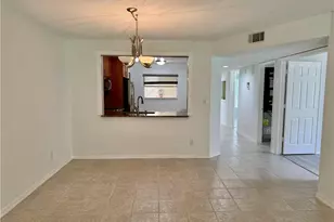 661 Squire Cir, Naples, FL 34104 - Photo 16