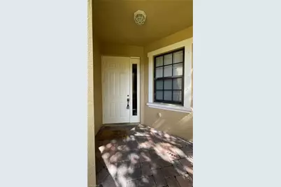 7385 Bristol Cir, Naples, FL 34120 - Photo 4