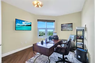 13675 Vanderbilt Dr, Naples, FL 34110 - Photo 24