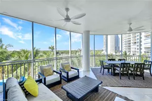 13675 Vanderbilt Dr, Naples, FL 34110 - Photo 26