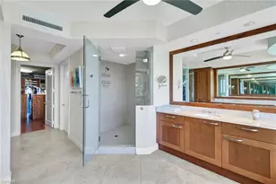 13675 Vanderbilt Dr, Naples, FL 34110 - Photo 18