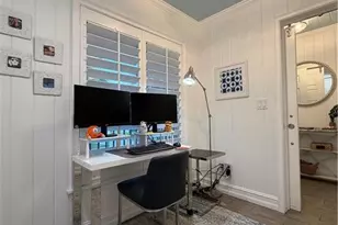 9101 Vanderbilt Dr, Naples, FL 34108 - Photo 18