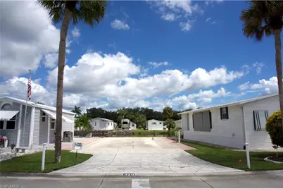 325 Imperial Wilderness Blvd, Naples, FL 34114 - Photo 14