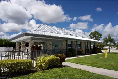 325 Imperial Wilderness Blvd, Naples, FL 34114 - Photo 22