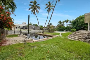 499 16th Ave S, Naples, FL 34102 - Photo 6