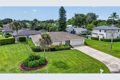 450 Huntington Dr, Naples, FL 34109 - Photo 28