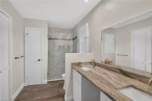450 Huntington Dr, Naples, FL 34109 - Photo 14