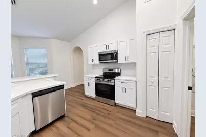 2702 25th St W, Lehigh Acres, FL 33971 - Photo 10