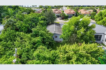 3177 Woodside Ave, Naples, FL 34112 - Photo 48