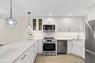 13 High Point Cir N, Naples, FL 34103 - Photo 8